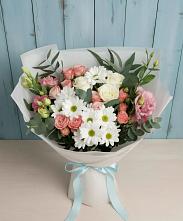 Букет цветов из:  Розы, Лизиантусы и Хризантемы в Самаре