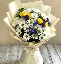 Букет цветов из:  Ирисы, Хризантемы и Розы #REPLACE_PRED# Самаре
